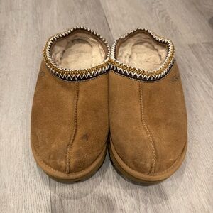 UGG Australia Tasman Women's Slipper, Size 10-11 Based On Measurements Chestnut